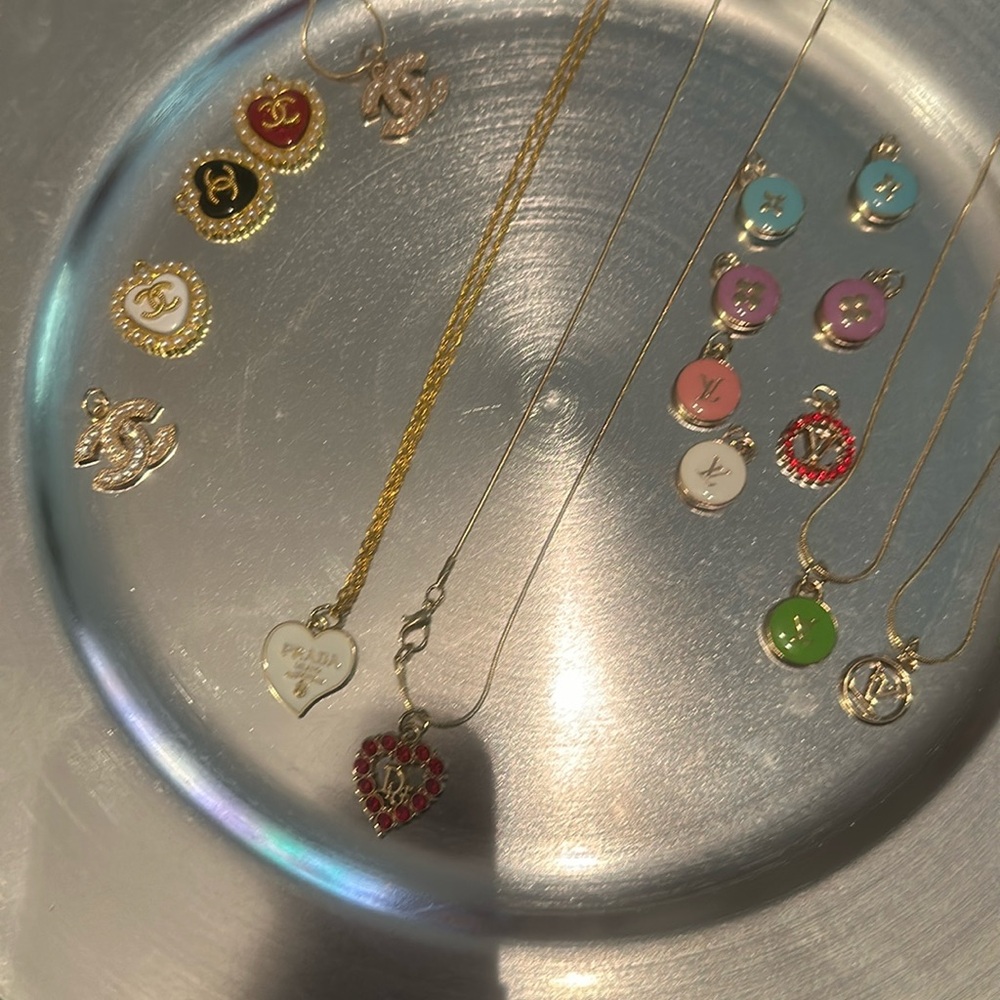 COPY - Authentic 1 charms each!